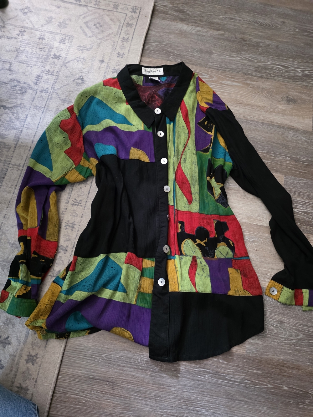 Multicolor Abstract Pattern Womens Button-Up Shirt